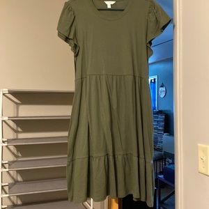 Time and Tru flutter sleeve dress with pockets.